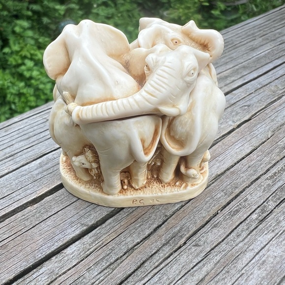 1995 Harmony Kingdom Ed’s Safari Elephant Trinket Box Wild Ones Preowned Resin - Picture 15 of 16